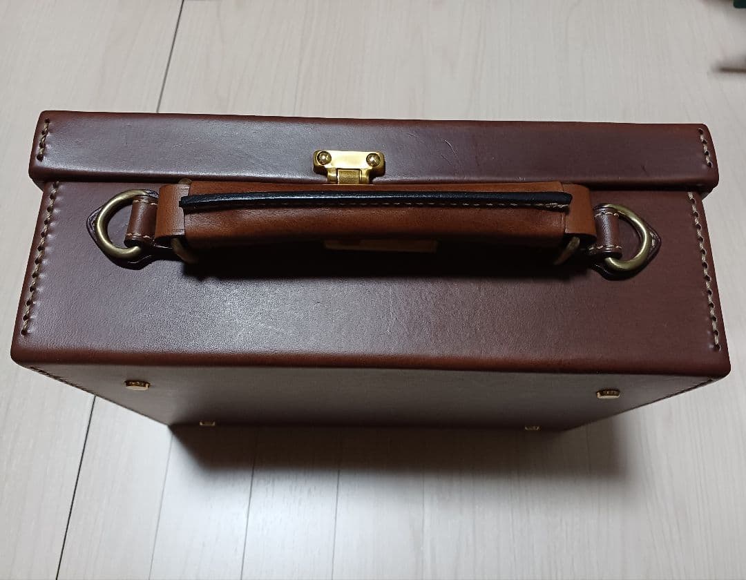 マスミ鞄嚢　豆アタッシュケース　ヌメ革　チョコ