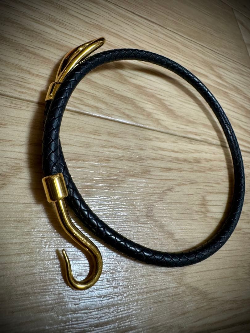 HERMES ブラック編み込みレザーブレスレット