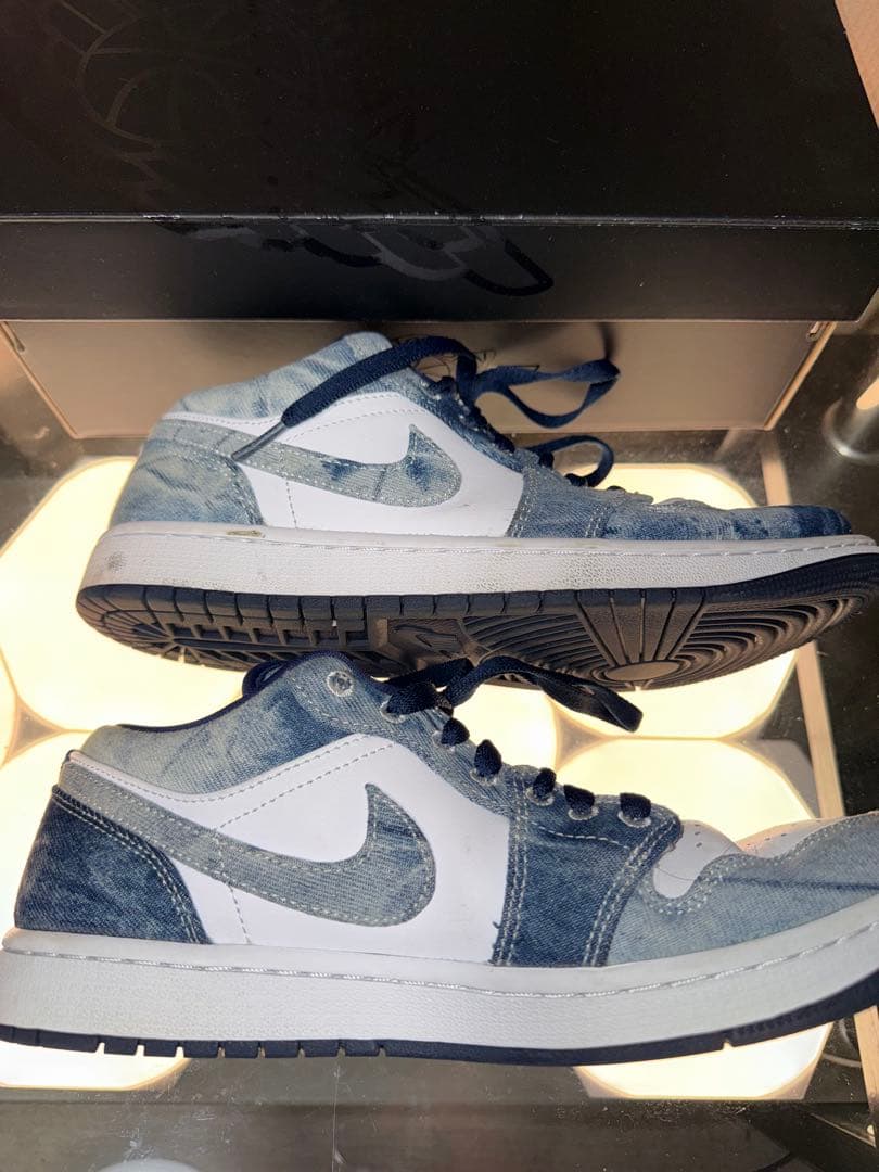 ナイキ エアジョーダン1ロー\"ウオッシュドデニム\"【最終値下げ】