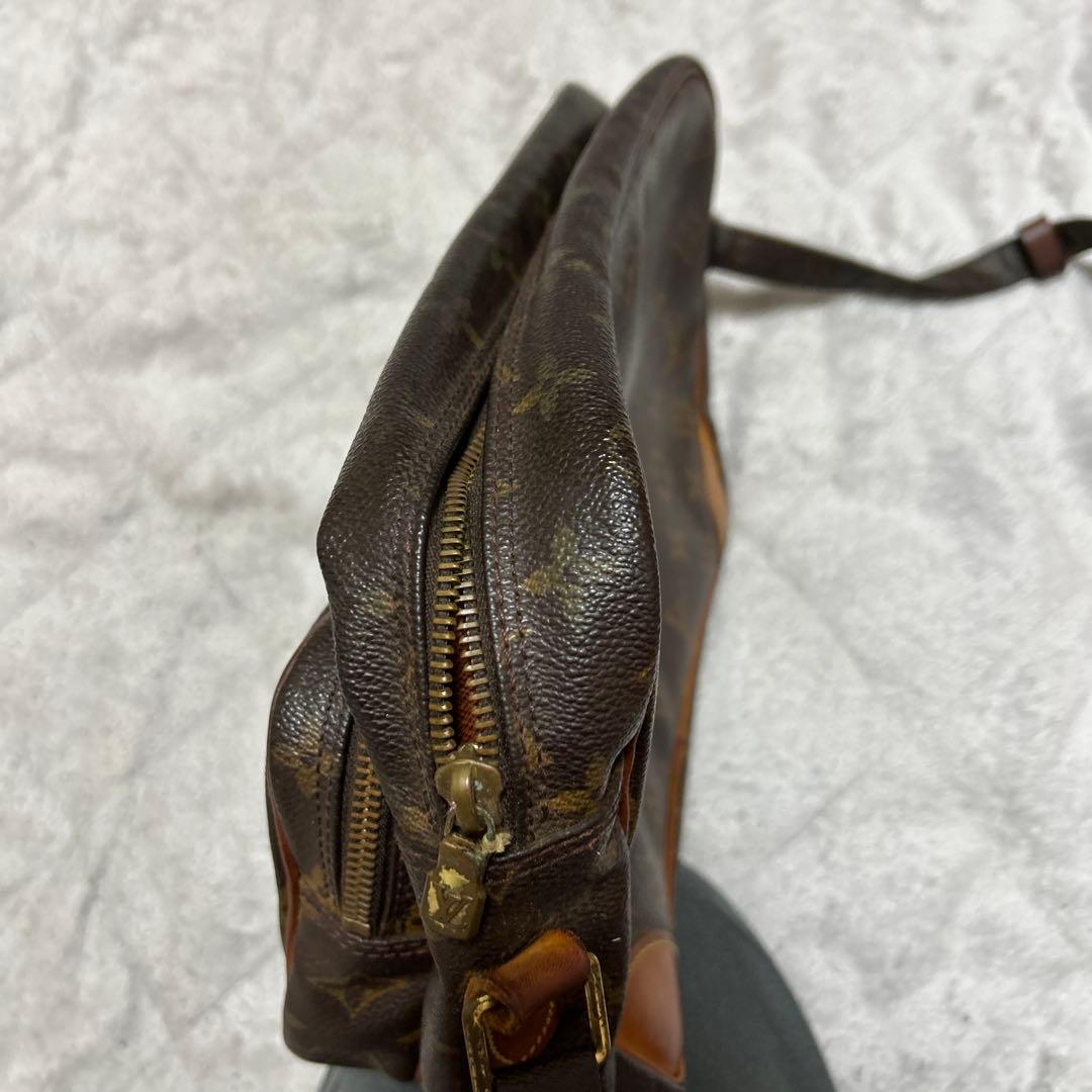 ヴィトン　バック