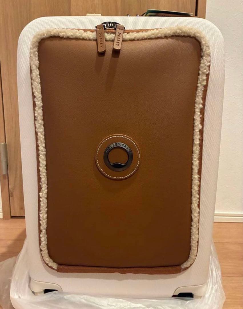 DESEET PARIS 中型キャリーケース