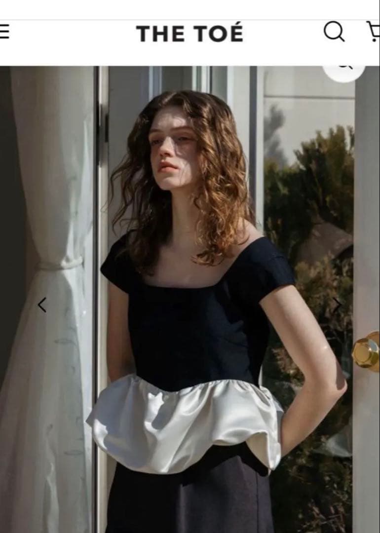 トップス THETOE Ifestou Frill Top