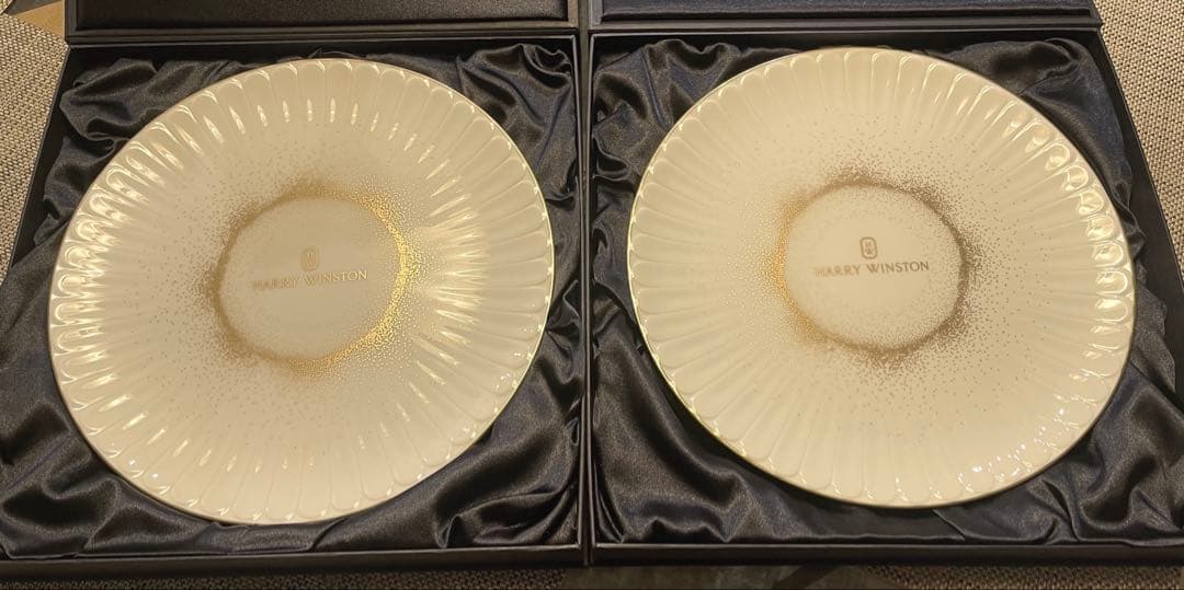 ハリーウィストン　プレート　2枚セット　化粧箱付き