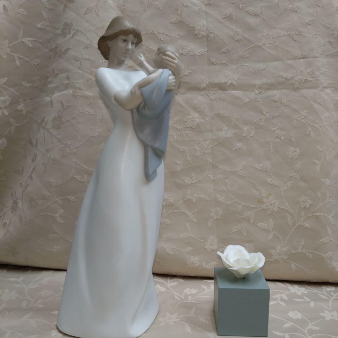 値下げ　リヤドロ　かけがえのない宝物