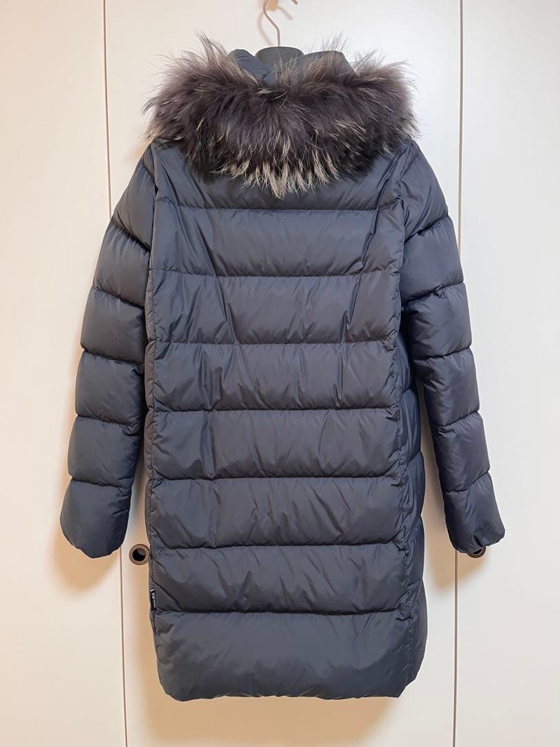 DUVETICA ダウンジャケット 42 ネイビー ファー付き