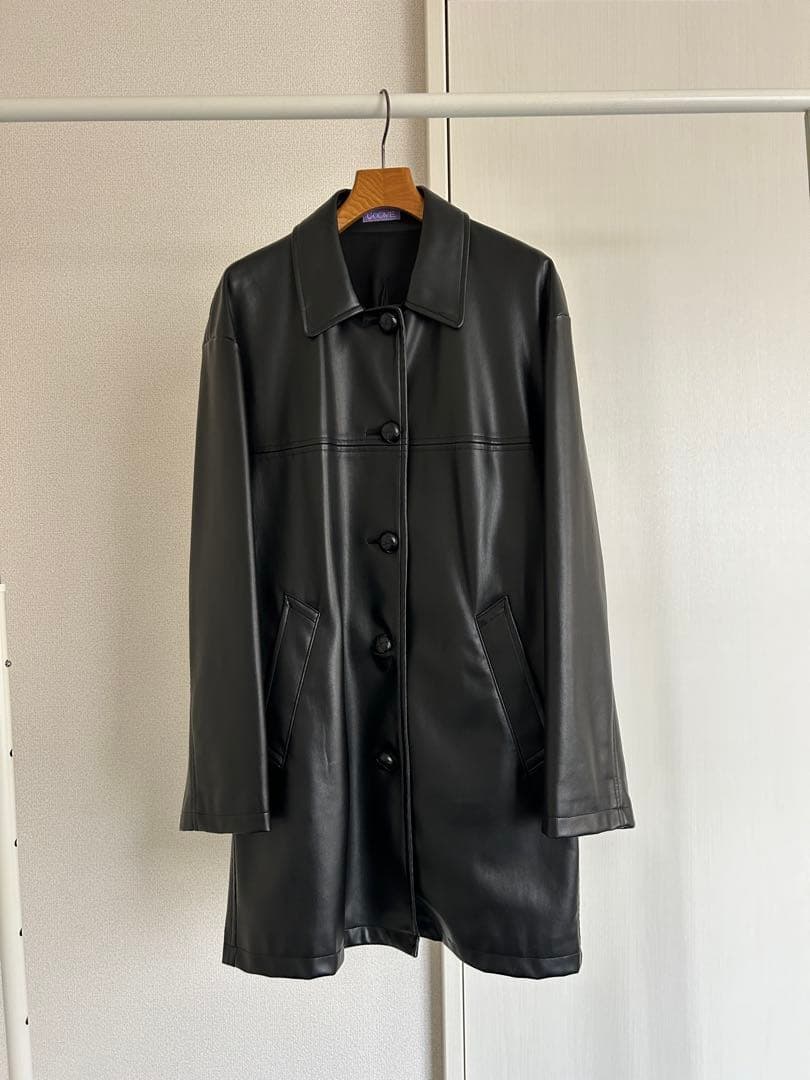 COOME LEATHER JACKET / ブラックレザーコート ボタン付き