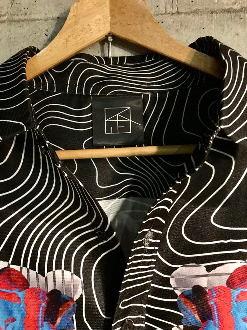 超希少　大人気　歪　hizumi 自我溶融　ワイシャツ 入手困難　数量限定商品