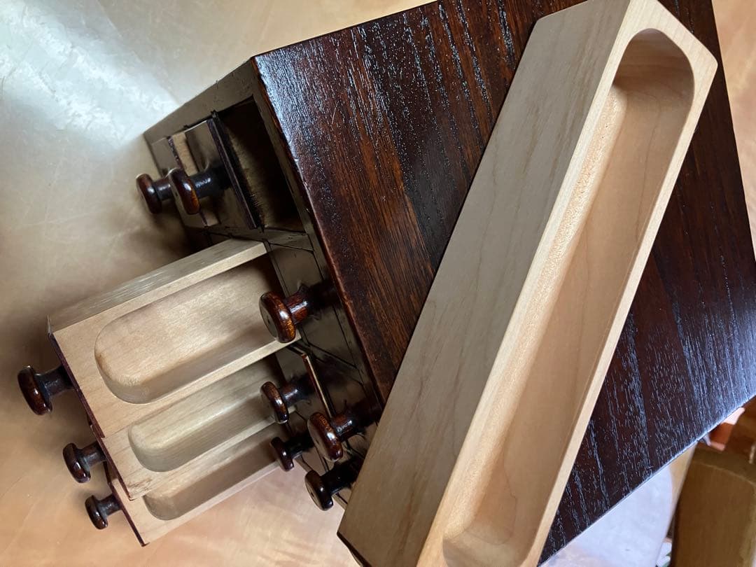 木製アクセサリー箱、本漆、希少