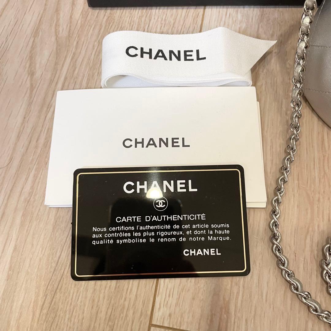 CHANEL バニティバック　シルバー