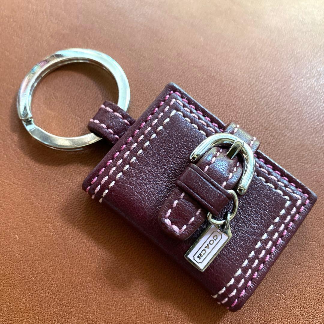 COACH ダークパープル キーホルダー　写真入れ